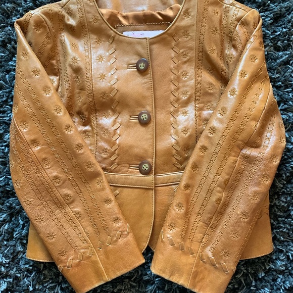 Leather jacket - Picture 8 of 9